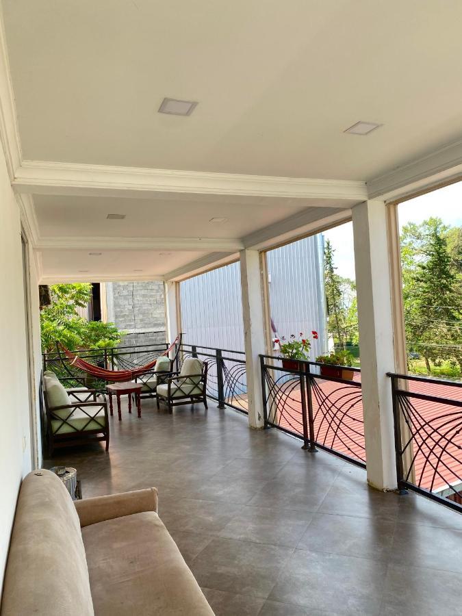 Guest House Kobuleti On Aghmashenebeli ภายนอก รูปภาพ
