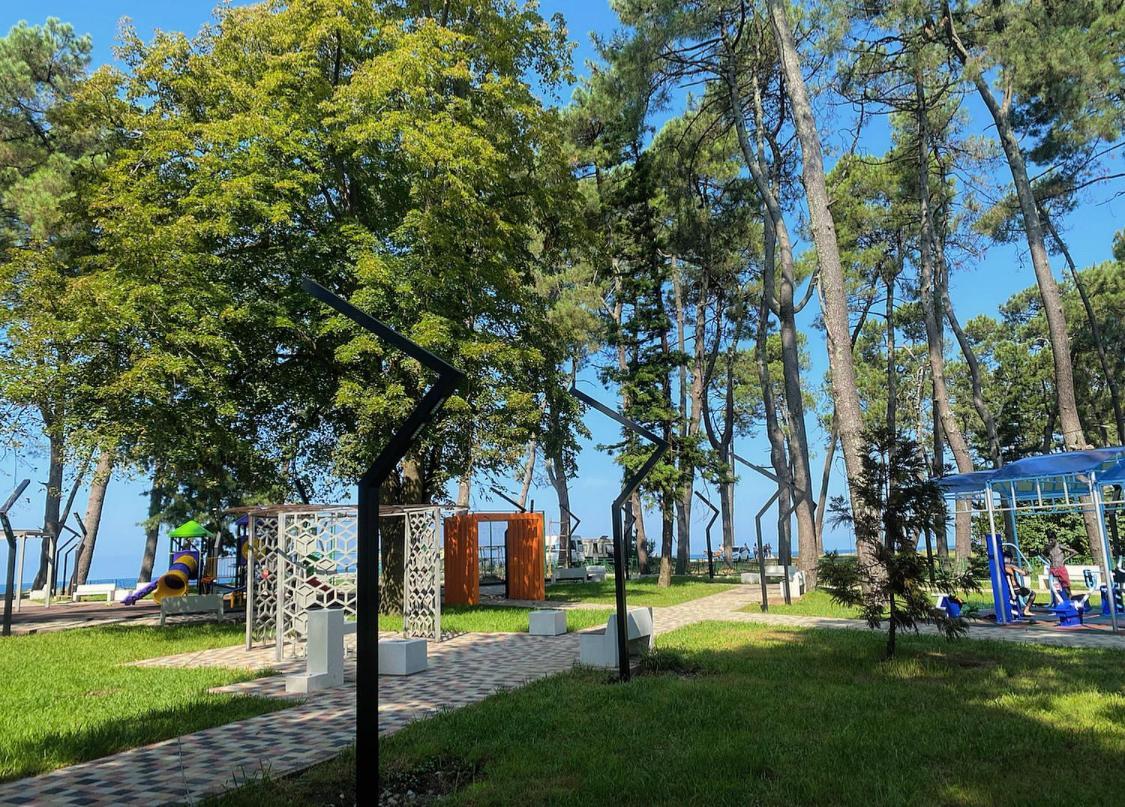 Guest House Kobuleti On Aghmashenebeli ภายนอก รูปภาพ