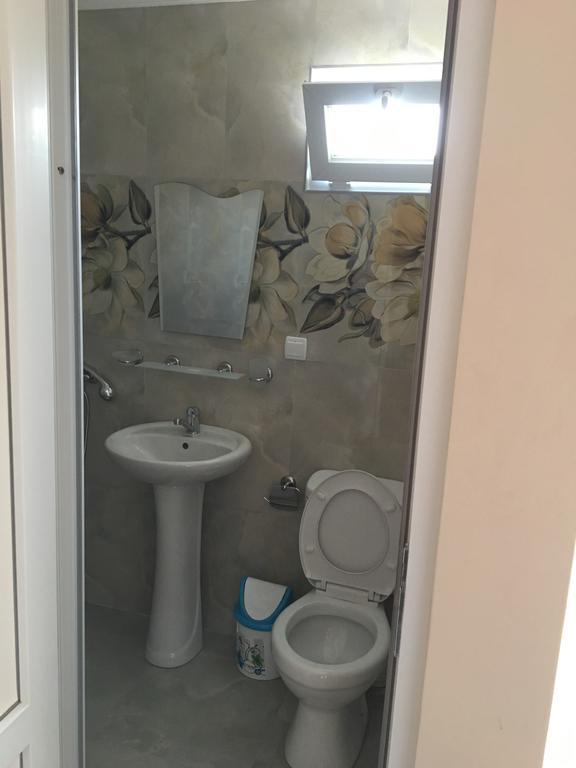 Guest House Kobuleti On Aghmashenebeli ภายนอก รูปภาพ